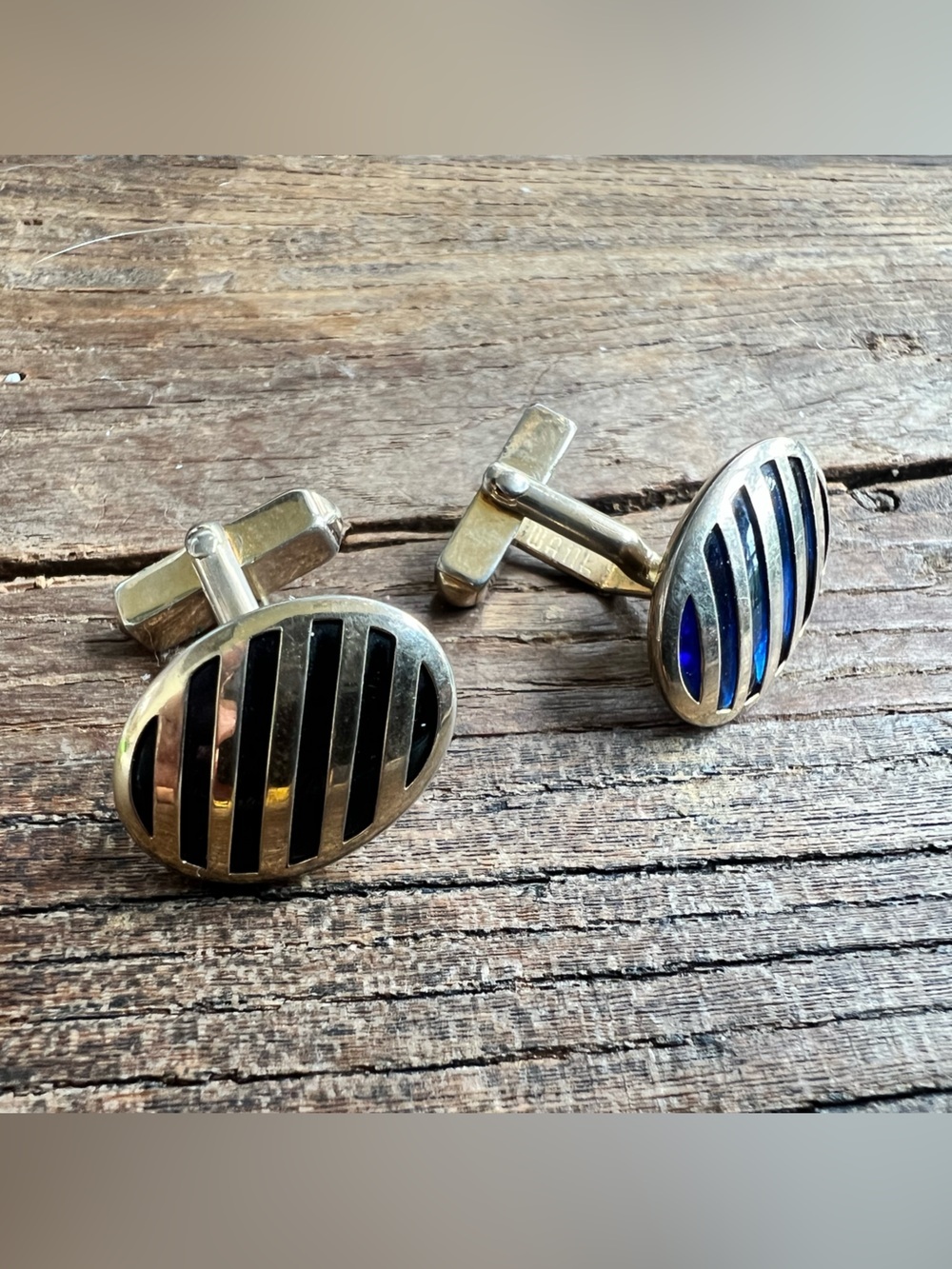 Classic Oval Silver Cufflinks with Black and Blue Inlay - Picture 1 of 8